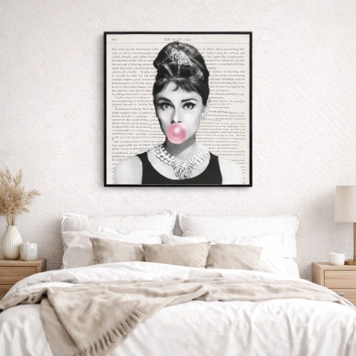 AUDREY HEPBURN (3) AUDREY HEPBURN (3)