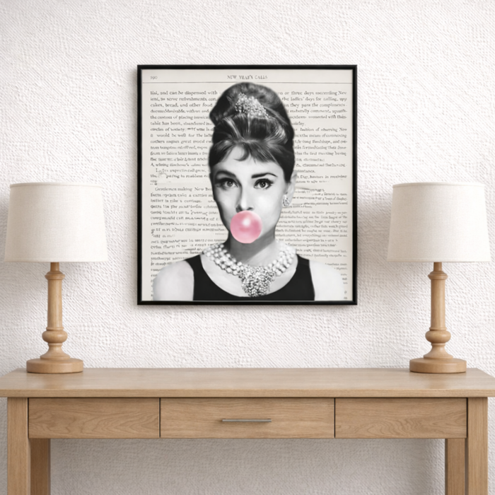 AUDREY HEPBURN (5) AUDREY HEPBURN (5)